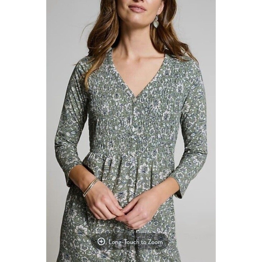 J. Jill Smocked Dress Sage Green Ivory Floral 3/4 Sleeve Knee Length Women’s XL